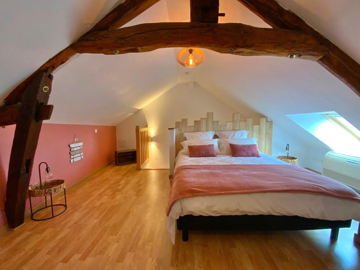 La Vue Loire Appartement Saint-Denis-de lʼHôtel Esterno foto